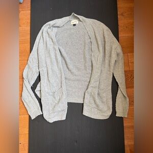 Universal Thread Gray Open Front Cardigan